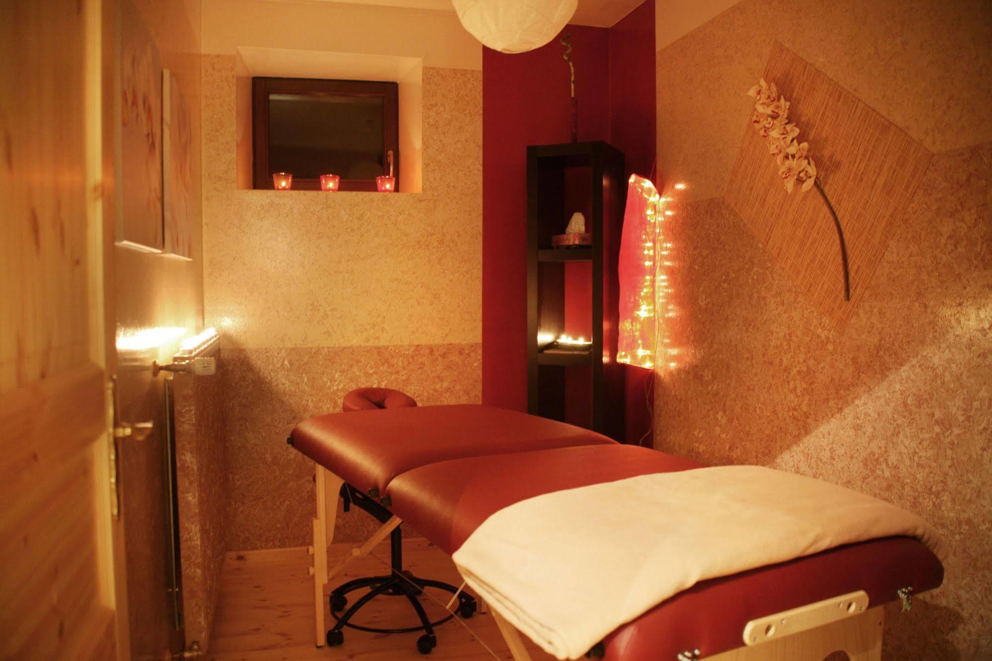 Worners Schloss Weingut & Wellness-Hotel Prichsenstadt Luaran gambar