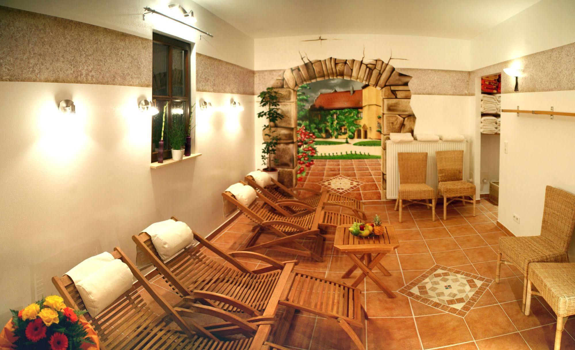 Worners Schloss Weingut & Wellness-Hotel Prichsenstadt Luaran gambar